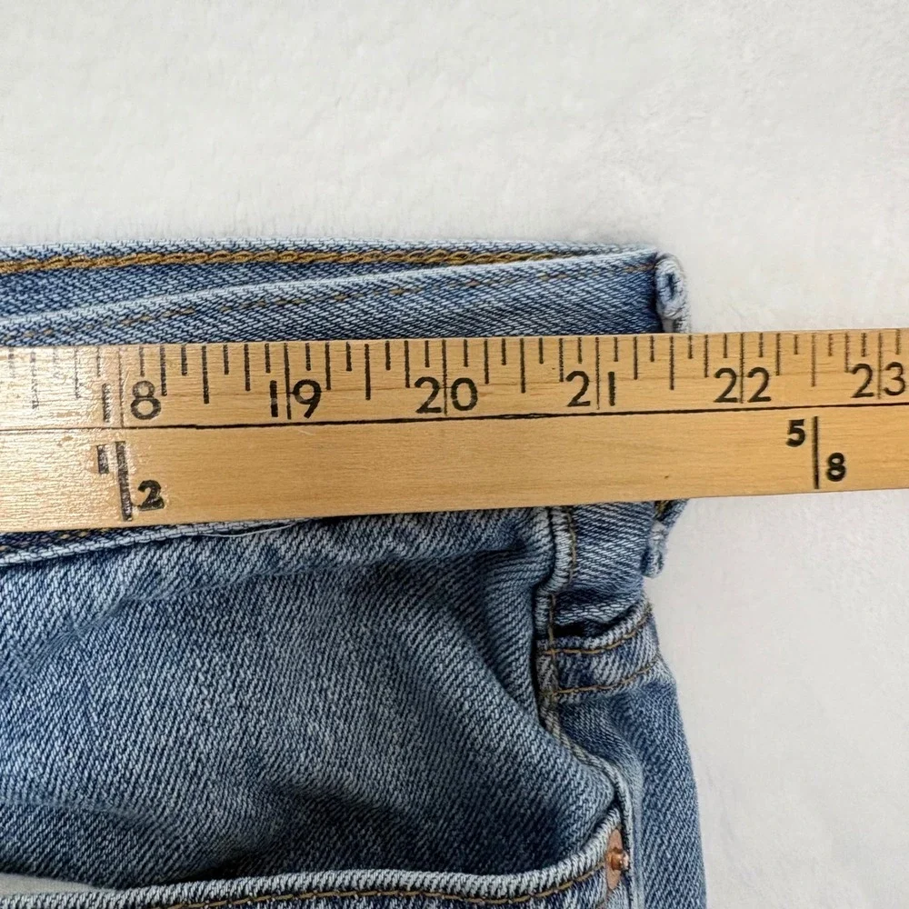 Levis 550 Relaxed Fit Tapered‎ Leg Jeans Mens 44x29 Light Wash Blue Denim